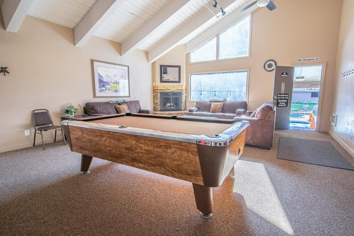 Fully Renovated! St Anton #17 Ski In Ski Out 1 Bedroom 1 Bathroom Condo! Sleeps Up To 4! Mammoth Lakes Exterior foto